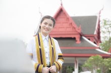 ภาพรับปริญญา มหาวิทยาลัยนวมินทราธิราช