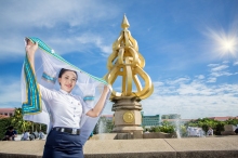 ภาพรับปริญญา มหาวิทยาลัยเทคโนโลยีราชมงคลตะวันออก