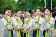 ภาพรับปริญญา มหาวิทยาลัยเทคโนโลยีราชมงคลกรุงเทพ