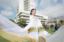 ภาพรับปริญญา มหาวิทยาลัยราชภัฏวไลยอลงกรณ์ ในพระบรมราชูปถัมภ์