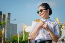 ภาพรับปริญญา มหาวิทยาลัยราชภัฏวไลยอลงกรณ์ ในพระบรมราชูปถัมภ์